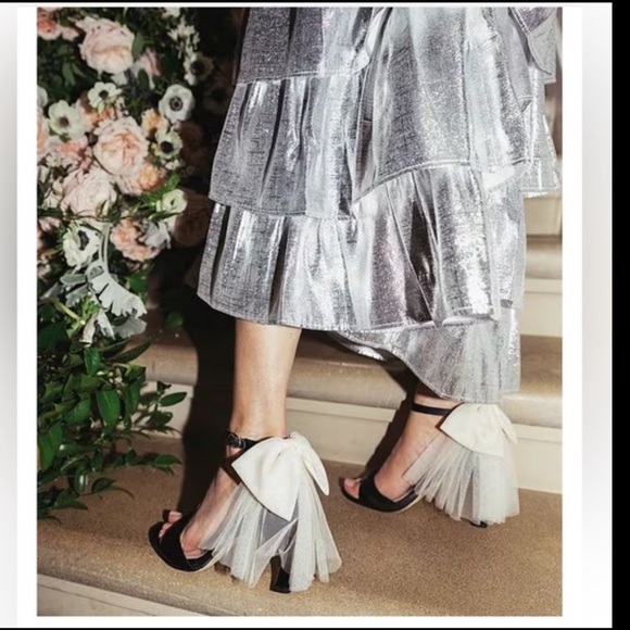 ANTONIO MELANI x Born on Fifth Elle Satin Tulle Bow
Back Heels - Picture 6 of 15